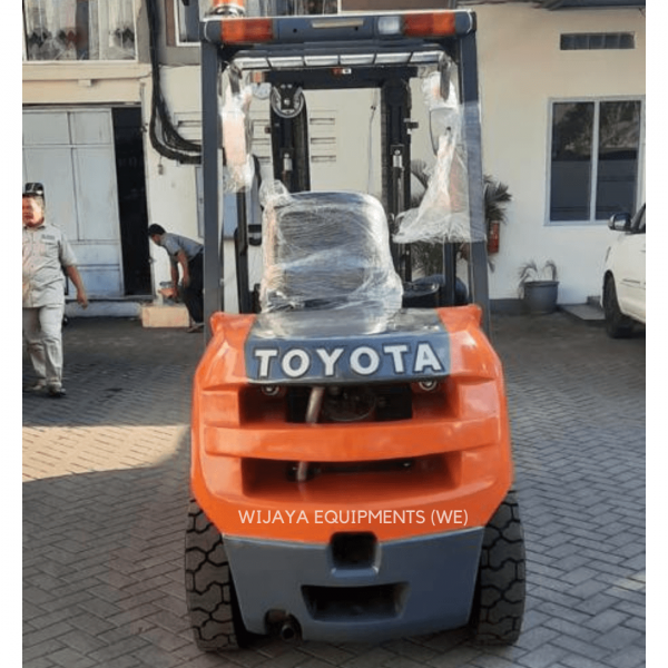 Toyota Forklift FDZN30